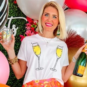NWT Champagne Party Crop Tee sz Medium A Wine fan essential!! Girls night out!